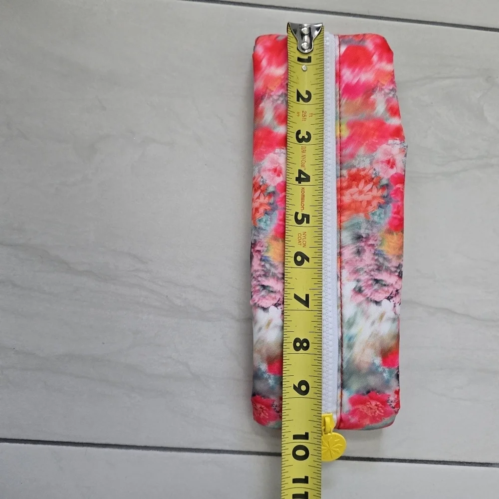 Athleta Supergoop! Floral Cosmetic Bag - Picture 11 of 11